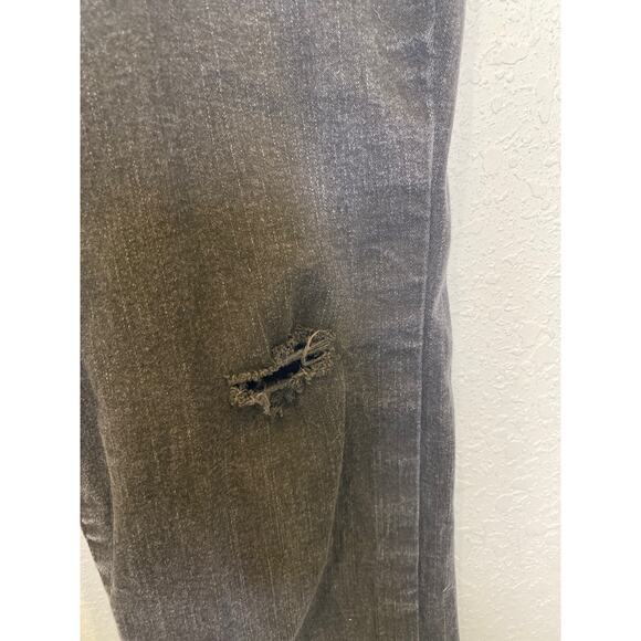 Levi’s Perfectly Slimming Bootcut 512 Sz 10M Distressed Cotton Stretchy Charcoal - Picture 3 of 16